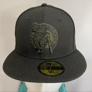 NEW New Era Boston Celtics black on black gold 6 7/8 fitted hat